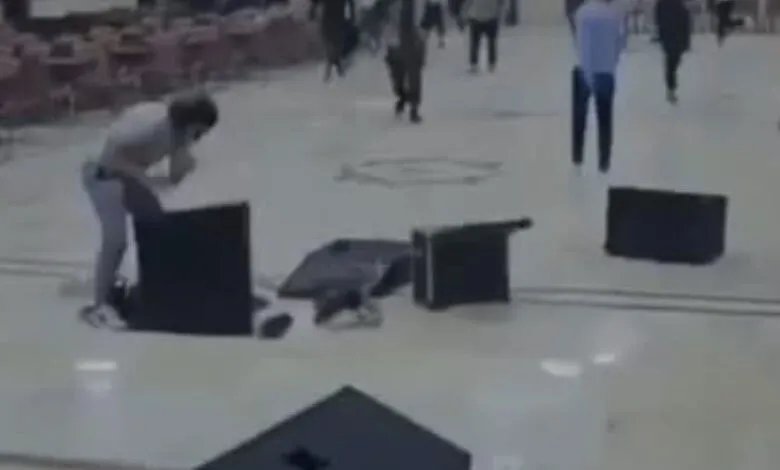 غضب في سرمدا: تحطيم صالة أفراح ومنع الفنان محمد الشيخ من إحياء حفل