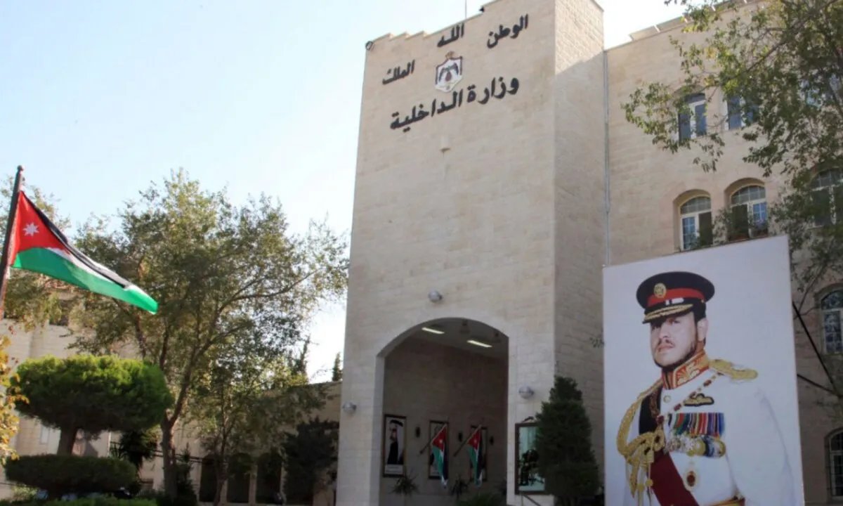 الأردن يُلغي شرط الموافقة المسبقة لسفر مواطنيها إلى سوريا عبر معبر جابر