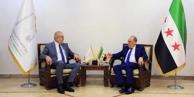 وزير التعليم العالي يبحث تطوير الجامعات الخاصة وتعزيز البحث العلمي مع الجامعة الدولية للعلوم والتكنولوجيا