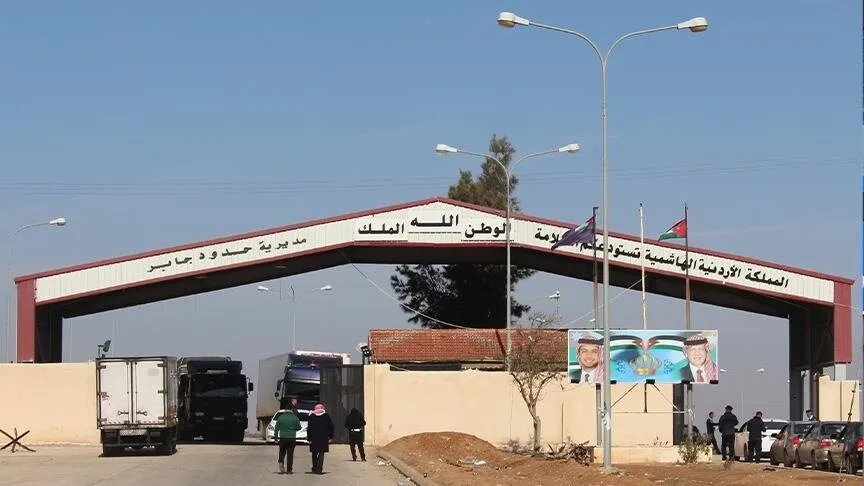 الأردن يسهل سفر مواطنيه إلى سوريا براً بإلغاء شرط الموافقة المسبقة