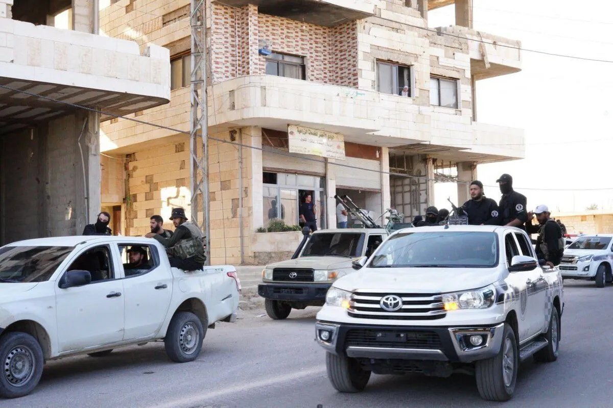 ريف دمشق: الداخلية السورية تعلن تفكيك خلية لداعش وضبط ترسانة أسلحة