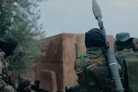 مقتل ضابط رفيع في هجوم للفصائل على موقع للنظام داخل حلب وقطع طريق دمشق