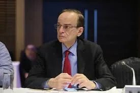 هادي البحرة: قصف النظام السوري لمعهد أريحا جريمة حرب وتصعيد يهدد استقرار المنطقة