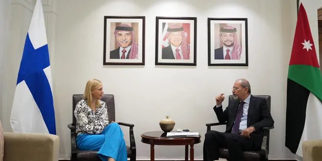 الأردن تشدد على دعم استقرار ووحدة سوريا: تفاصيل اللقاء بين الصفدي ووزيرة الخارجية الفنلندية
