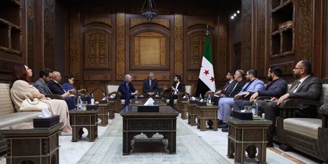 وزير الداخلية السوري يبحث مع بيدرسون تعزيز التعاون الأممي لدعم الاستقرار وعودة الحياة