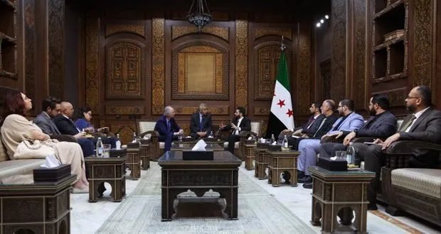 وزير الداخلية السوري يبحث مع بيدرسون تعزيز التعاون الأممي لدعم الاستقرار وعودة الحياة