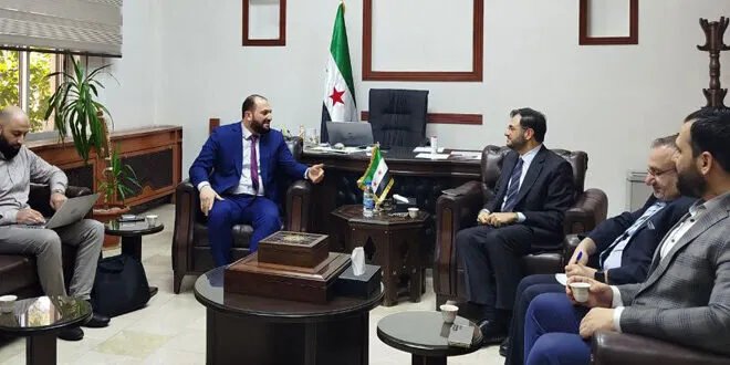 وزير الاتصالات ومحافظ دمشق يبحثان سبل تطوير خدمات الاتصالات وتحسينها في دمشق