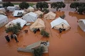 سيول وأضرار في مخيمات النازحين بشمال غرب سوريا: الدفاع المدني يتدخل