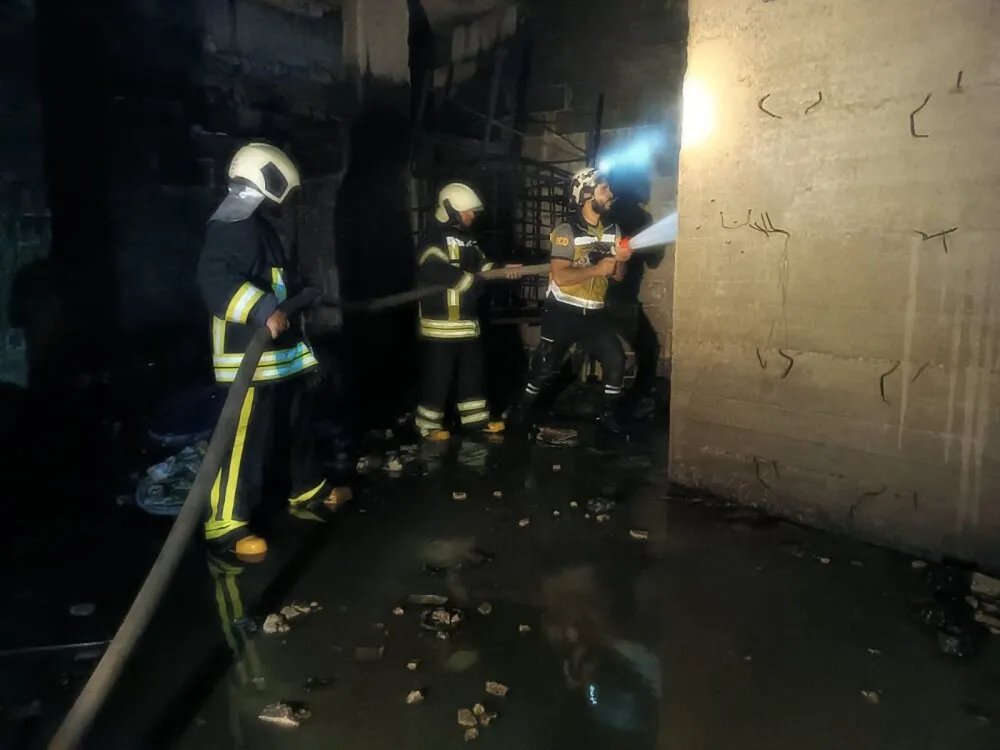 الدفاع المدني السوري يواجه 34 حريقًا في يوم واحد: تفاصيل الخسائر والجهود المبذولة