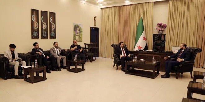 وزير التربية ومحافظ دمشق يناقشان تحسين التعليم والاستعداد لامتحانات الشهادات