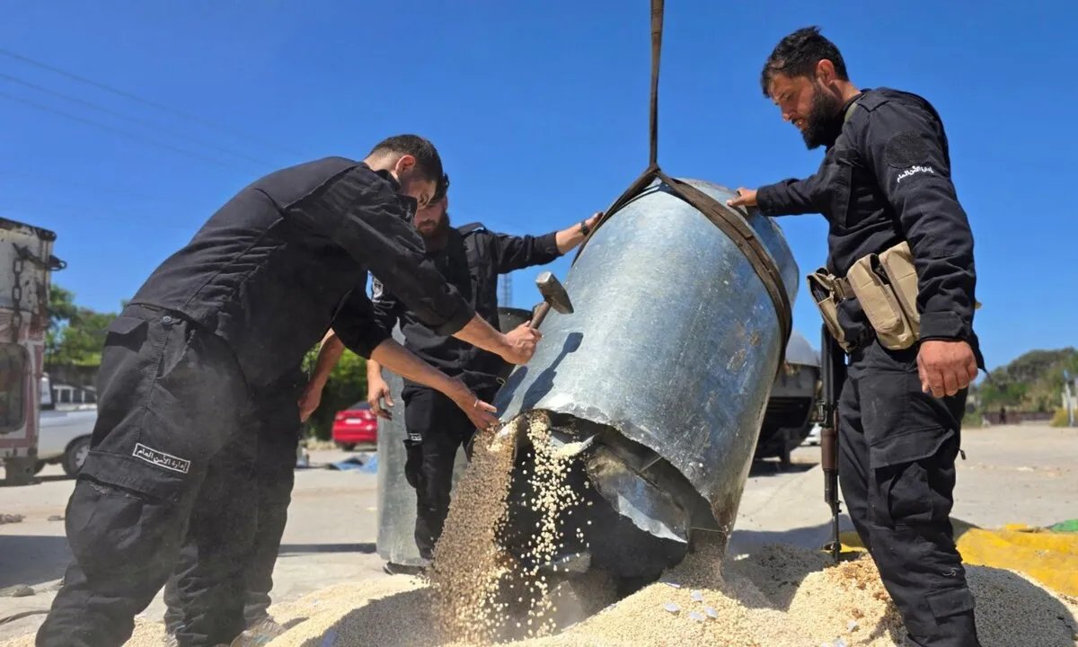 إحباط تهريب مخدرات ضخمة إلى السعودية عبر معبر نصيب: تفاصيل العملية الأمنية