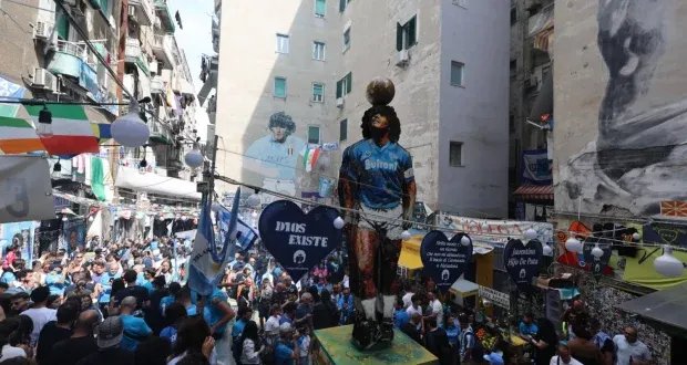 فضيحة تهز محاكمة مارادونا: تنحية قاضية بسبب فيلم وثائقي يهدد مسار العدالة