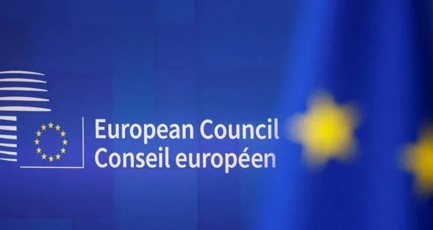 تخفيف القيود الاقتصادية: الاتحاد الأوروبي يرفع العقوبات عن كيانات سورية رئيسية