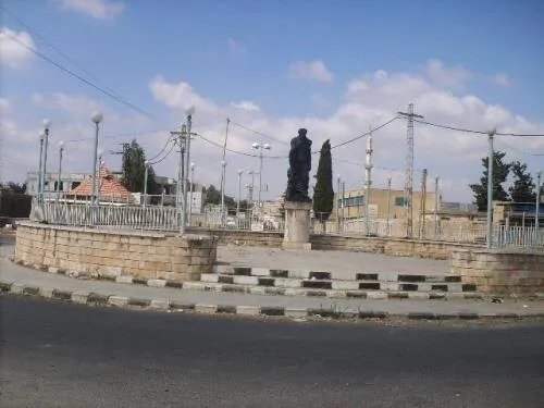 درعا: حظر تجوال في جاسم بعد اشتباكات مسلحة وإصابة مدنيين