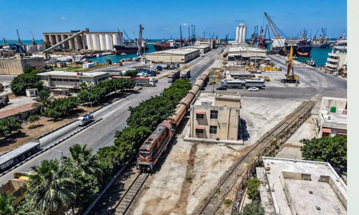 انطلاق أول قطار قمح من طرطوس إلى ريف دمشق: خطوة نحو تعزيز الأمن الغذائي؟