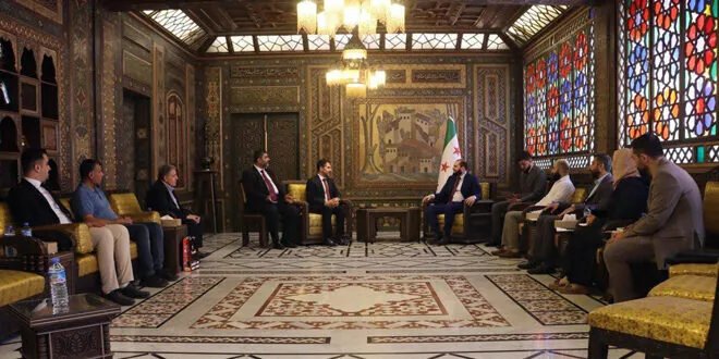 محافظ دمشق يبحث مع وفد تركي آفاق التعاون الثقافي والرياضي وتمكين الشباب