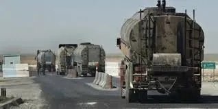 السويداء تختنق: أزمة محروقات حادة تنذر بعصيان مدني وشتاء قارس يفاقم المعاناة