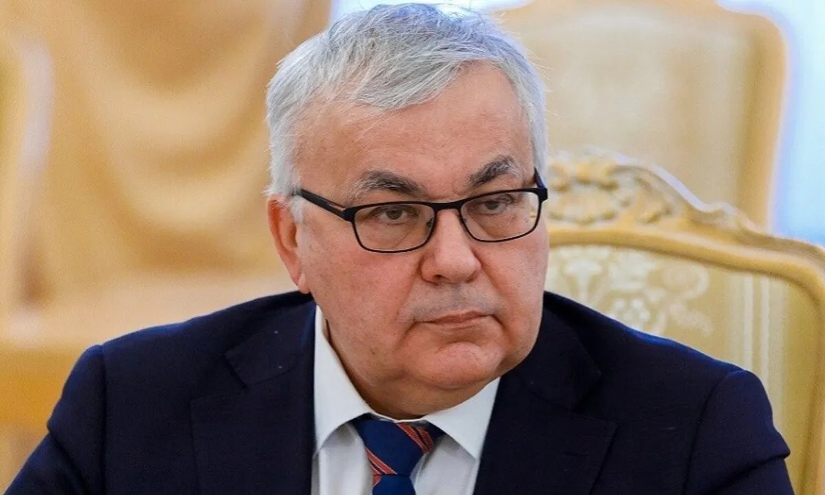 روسيا وسوريا تبحثان مستقبل القواعد العسكرية: هل من تغييرات في الأفق؟