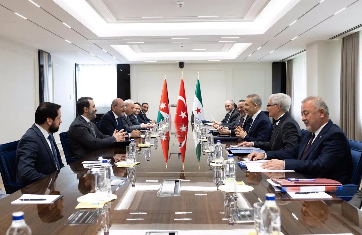 تركيا وسوريا والأردن يتحدون ضد داعش: انطلاق وحدة تنسيق مشتركة في دمشق