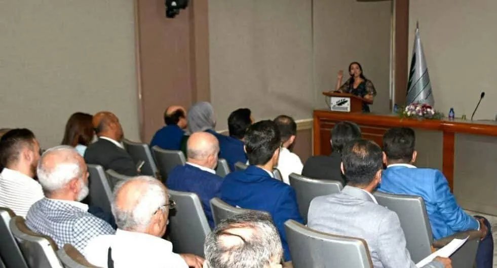 أمسية "فجر جديد" في دمشق: الشعر يحتفي بالحرية والأمل بمستقبل سوريا