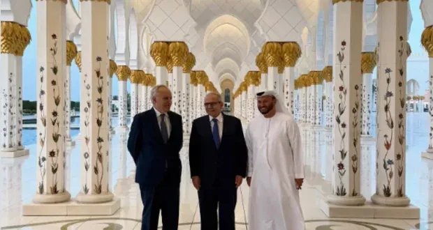 قرقاش وسلام في أبوظبي: آمال بعودة لبنان إلى مكانته العربية