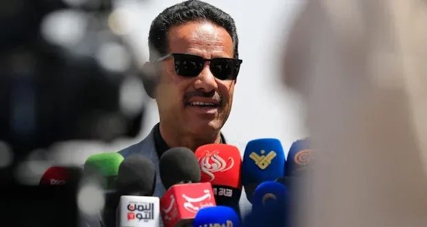 اليمن تهدد باستهداف طائرات "العال" الإسرائيلية ردًا على تدمير مطار صنعاء