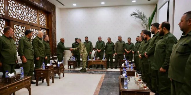 وزير الدفاع السوري يتفقد الكلية الحربية ويؤكد على أهمية التدريب