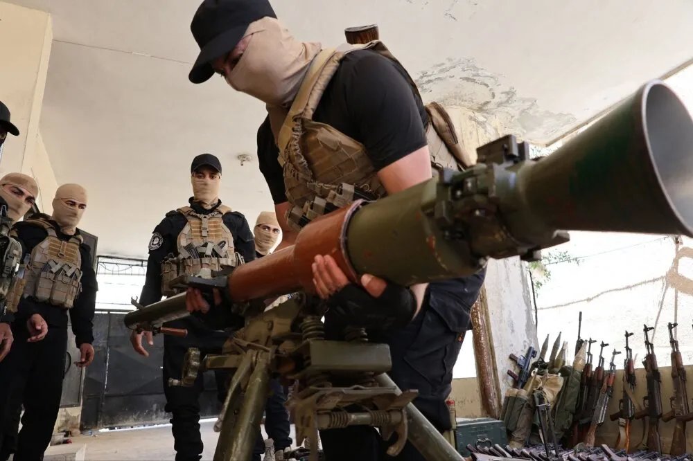 حملة أمنية واسعة في ريف حمص: ضبط كميات كبيرة من الأسلحة والذخائر