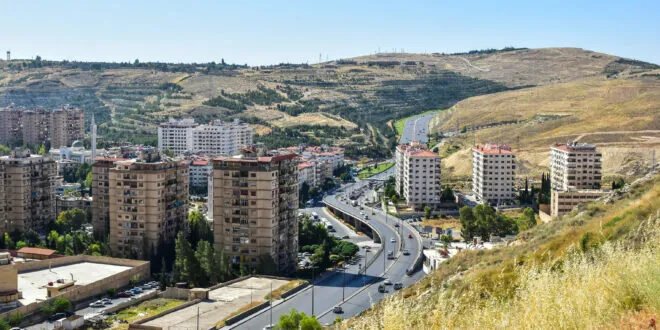 انخفاض في درجات الحرارة مع توقعات بأمطار متفرقة في عدة مناطق سورية