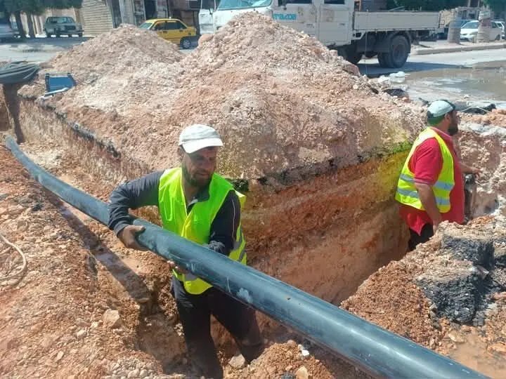 حماة: مشاريع ضخمة بعشرات المليارات لتحسين مياه الشرب وإعادة تأهيل الشبكات