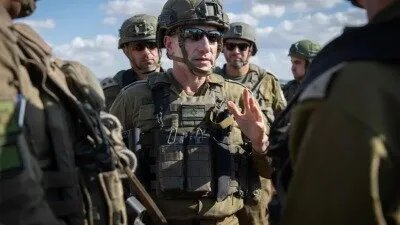 نائب رئيس الأركان الإسرائيلي يتفقد الحدود السورية ويعلن: جبهة سوريا ضمن أولوياتنا