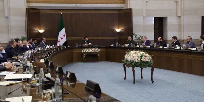 الرئيس الشرع يوجه الحكومة نحو تسريع التعافي وتحسين الأداء