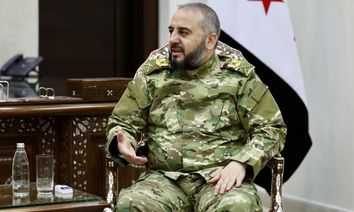 وزارة الدفاع السورية تصدر ميثاقًا جديدًا لضبط سلوك وانضباط الجيش بعد دمج الفصائل