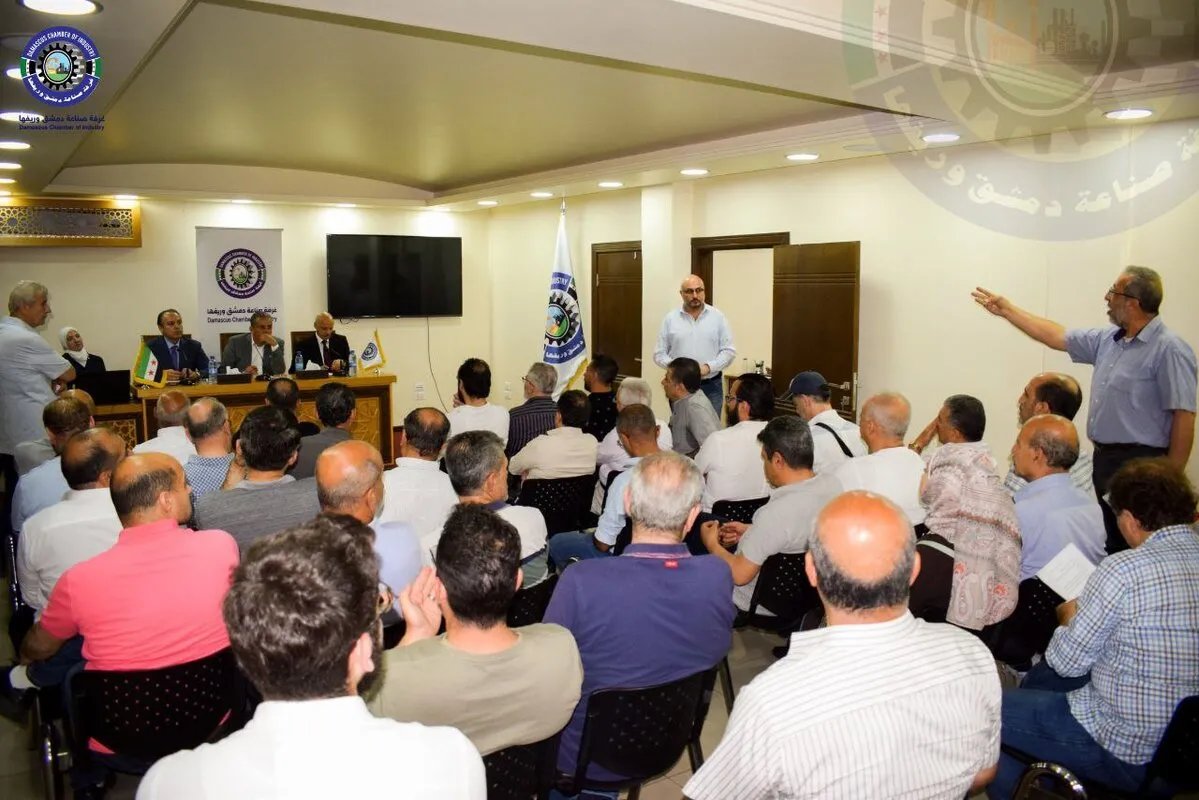 غرفة صناعة دمشق تبحث حلولاً لمشاكل صناعة النسيج في الزبلطاني وتدعو لإحصاء دقيق للمنشآت