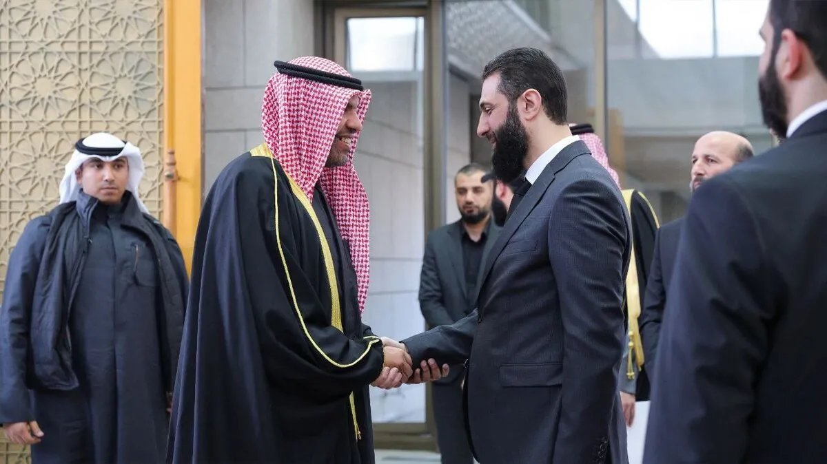 الرئيس الشرع في الكويت: زيارة تاريخية لتعزيز العلاقات ودعم استقرار سوريا