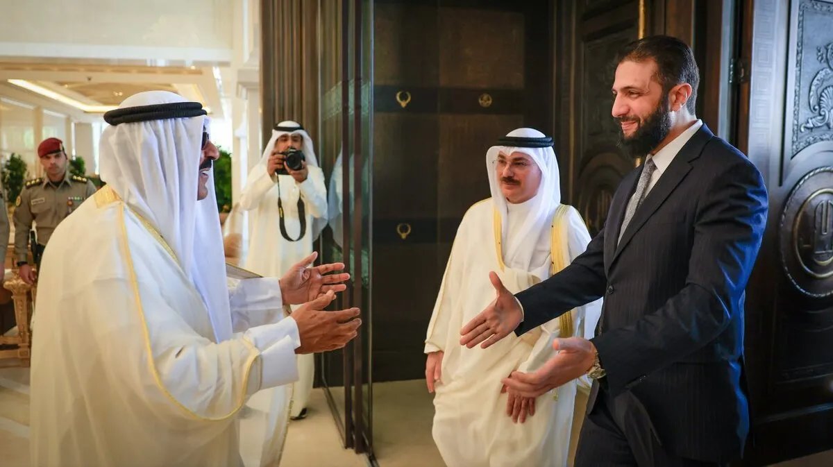 الرئيس الشرع وأمير الكويت يبحثان تعزيز العلاقات الثنائية وتطورات الأوضاع في سوريا