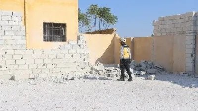 الدفاع المدني: 16 مدرسة استهدفتها قوات النظام وروسيا في شمال غرب سوريا خلال 2024