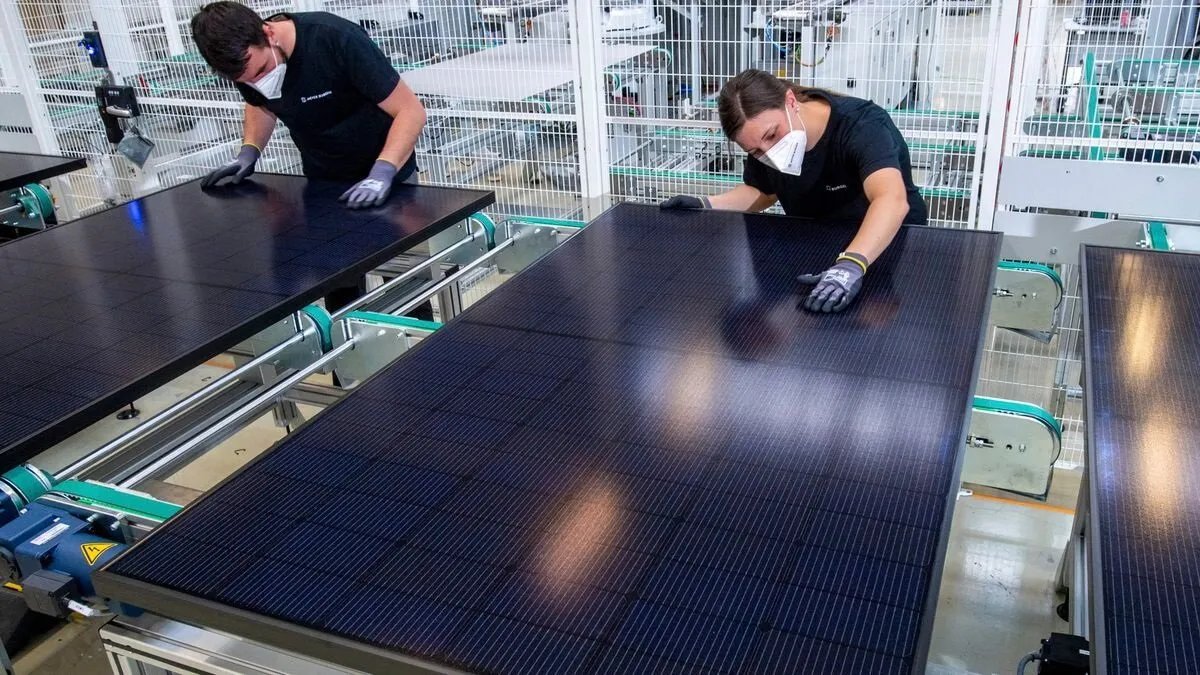 أزمة في قطاع الطاقة الشمسية: شركات ألمانية تابعة لـ "ماير برجر" السويسرية تعلن إفلاسها