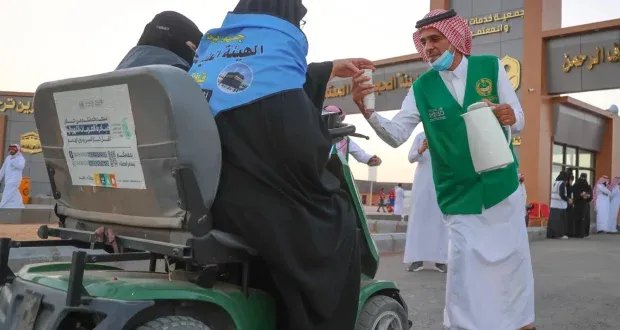 تساؤلات حول وفيات الحجاج المبكرة: هل تلتزم الدول بالشروط الصحية للحج؟