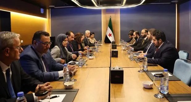 اتفاقات هامة بين الحكومة وقوات سوريا الديمقراطية: لجان مشتركة لحل الملفات العالقة