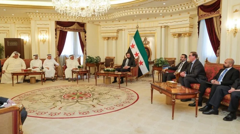 الشرع والشيباني يبحثان فرص الاستثمار وإعادة الإعمار في سوريا مع رجال أعمال كويتيين