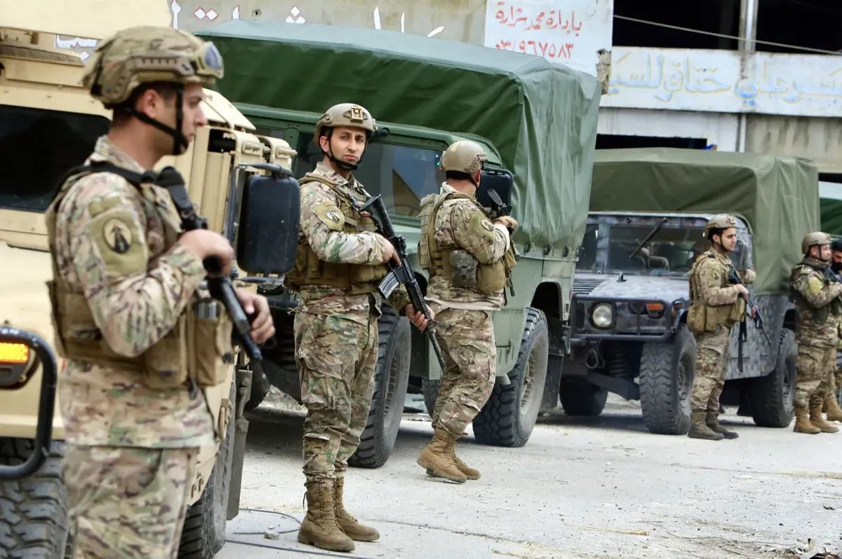 الجيش اللبناني يشن حملة على مصانع الكبتاغون ويدمرها على الحدود السورية