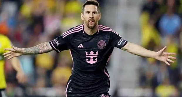 هل يعود التنافس الأسطوري؟ صندوق الاستثمارات السعودي يغازل ميسي للانضمام إلى دوري روشن