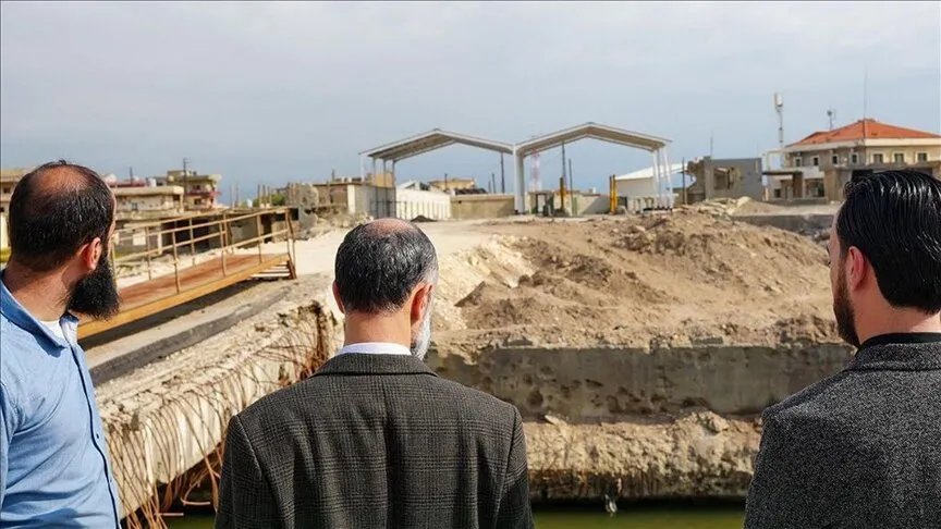 سوريا تعيد فتح معبر العريضة الحدودي مع لبنان لاستقبال عيد الأضحى