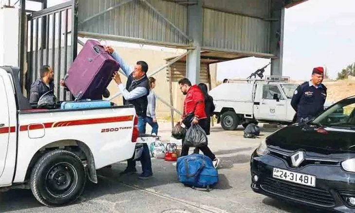 استطلاع صادم: ثلثا اللاجئين السوريين في الأردن يرفضون العودة.. ما الأسباب؟