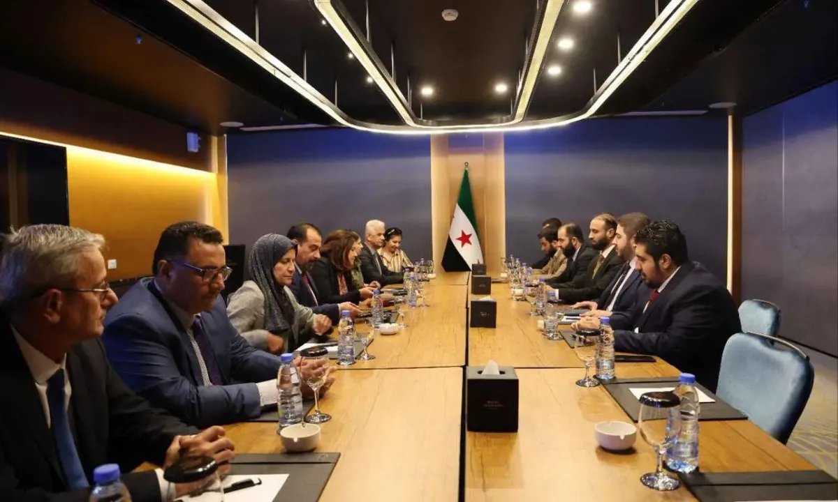 انفراج في مفاوضات دمشق وقسد: توافق حول امتحانات الطلاب وبوادر تبادل أسرى