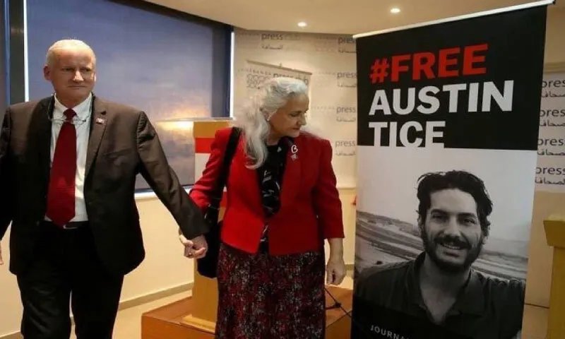 وثائق تكشف: نظام الأسد احتجز الصحفي الأمريكي أوستن تايس في دمشق