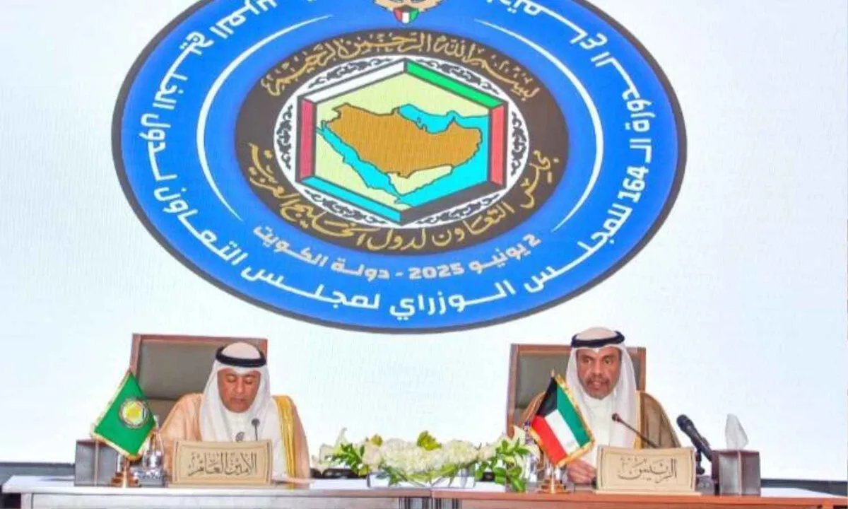 الكويت تعلن قرب افتتاح السفارة السورية وتكشف عن خطط خليجية لدعم سوريا