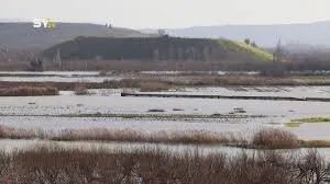 عاصفة مطرية غزيرة تغمر المنازل وتقطع الخدمات في إدلب وحلب شمال غربي سوريا