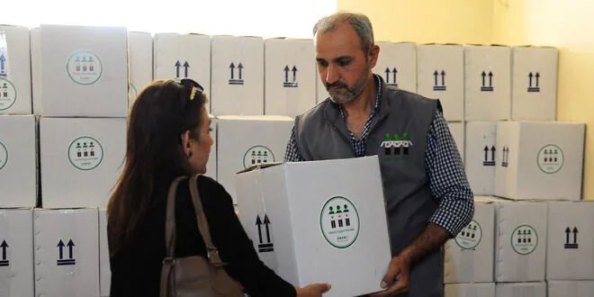 مبادرة "على امتداد الوطن" تُدخل الفرحة على 1600 أسرة دمشقية بمناسبة عيد الأضحى